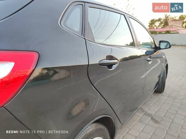 Чорний Кіа Ріо, об'ємом двигуна 1.4 л та пробігом 41 тис. км за 8500 $, фото 23 на Automoto.ua