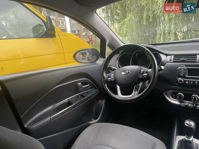 Чорний Кіа Ріо, об'ємом двигуна 1.12 л та пробігом 216 тис. км за 6700 $, фото 11 на Automoto.ua
