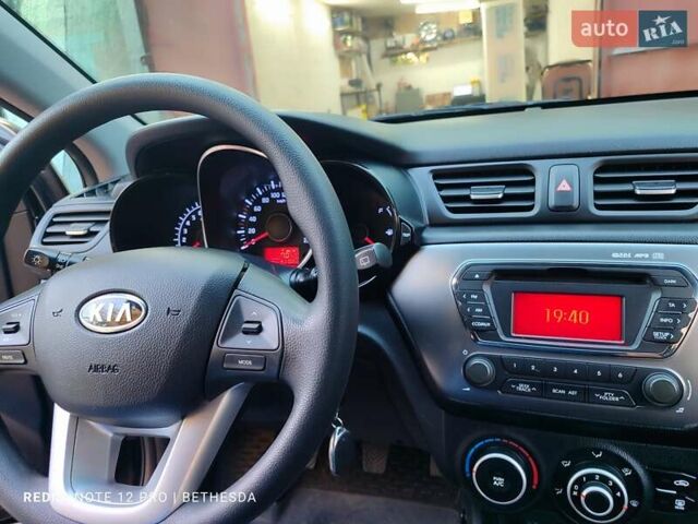 Чорний Кіа Ріо, об'ємом двигуна 1.4 л та пробігом 41 тис. км за 8500 $, фото 9 на Automoto.ua