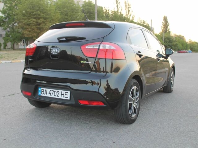 Черный Киа Рио, объемом двигателя 1.1 л и пробегом 235 тыс. км за 6203 $, фото 3 на Automoto.ua
