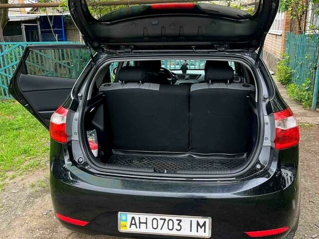 Черный Киа Рио, объемом двигателя 1.6 л и пробегом 17600 тыс. км за 7300 $, фото 11 на Automoto.ua