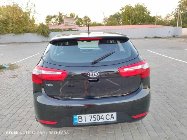 Черный Киа Рио, объемом двигателя 1.4 л и пробегом 41 тыс. км за 8200 $, фото 6 на Automoto.ua