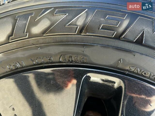 Черный Киа Рио, объемом двигателя 1.59 л и пробегом 107 тыс. км за 8300 $, фото 4 на Automoto.ua