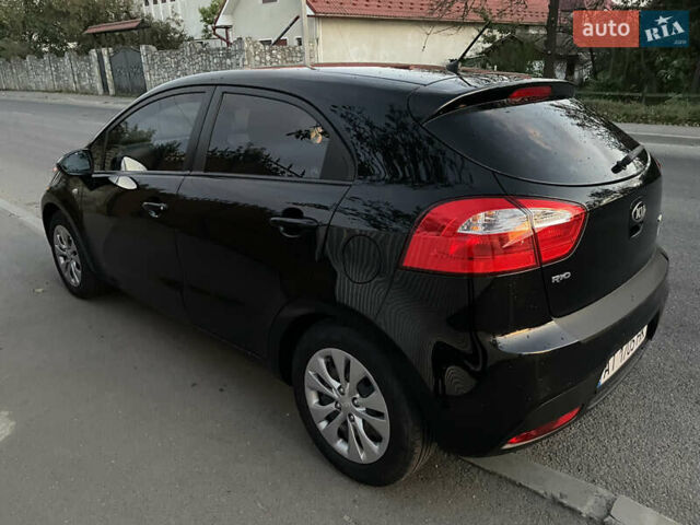 Чорний Кіа Ріо, об'ємом двигуна 1.12 л та пробігом 216 тис. км за 6700 $, фото 4 на Automoto.ua