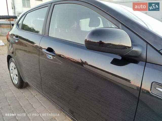 Чорний Кіа Ріо, об'ємом двигуна 1.4 л та пробігом 42 тис. км за 8200 $, фото 19 на Automoto.ua