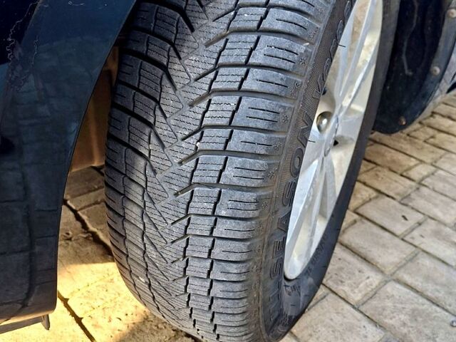 Чорний Кіа Ріо, об'ємом двигуна 1.6 л та пробігом 144 тис. км за 7300 $, фото 10 на Automoto.ua