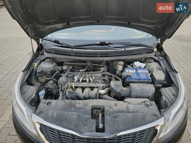 Черный Киа Рио, объемом двигателя 1.59 л и пробегом 137 тыс. км за 7750 $, фото 8 на Automoto.ua