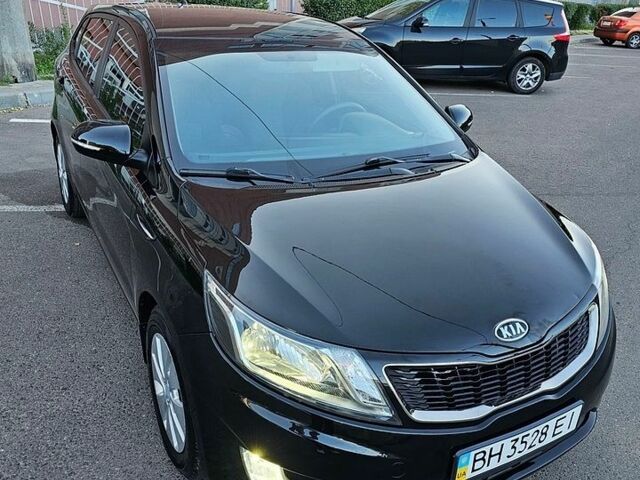 Чорний Кіа Ріо, об'ємом двигуна 1.59 л та пробігом 113 тис. км за 8400 $, фото 3 на Automoto.ua