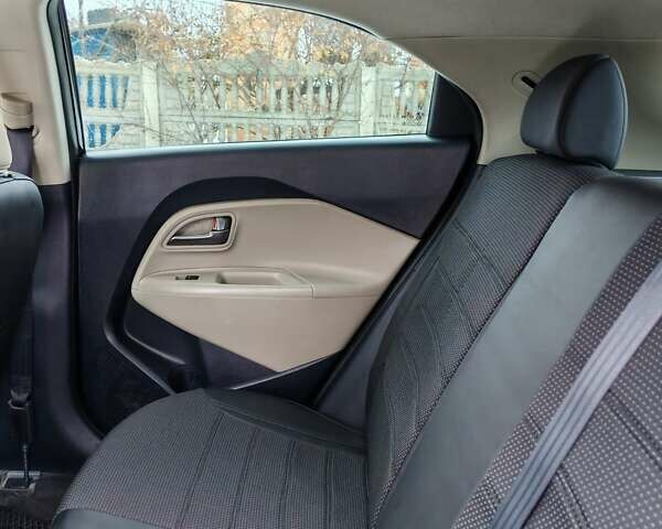 Черный Киа Рио, объемом двигателя 1.6 л и пробегом 149 тыс. км за 7200 $, фото 6 на Automoto.ua