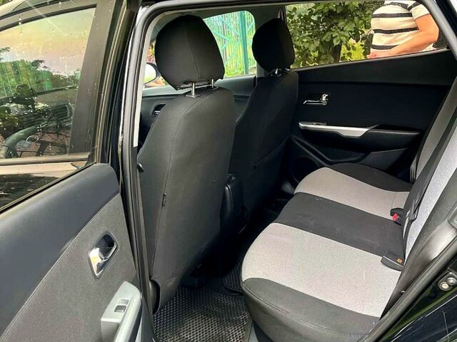 Черный Киа Рио, объемом двигателя 1.6 л и пробегом 160 тыс. км за 8200 $, фото 1 на Automoto.ua