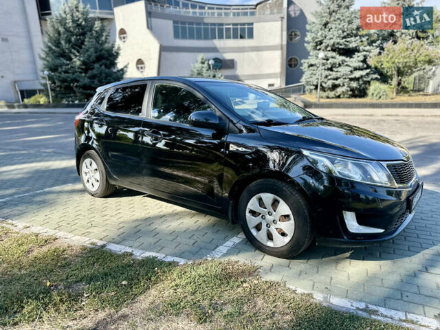 Чорний Кіа Ріо, об'ємом двигуна 1.59 л та пробігом 156 тис. км за 6700 $, фото 2 на Automoto.ua