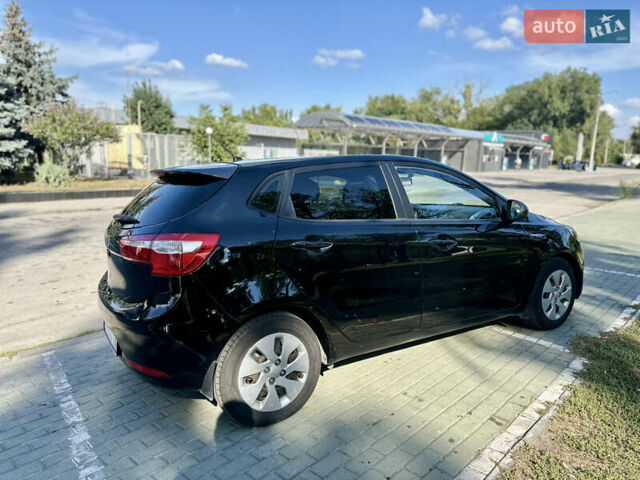Чорний Кіа Ріо, об'ємом двигуна 1.59 л та пробігом 156 тис. км за 6700 $, фото 5 на Automoto.ua