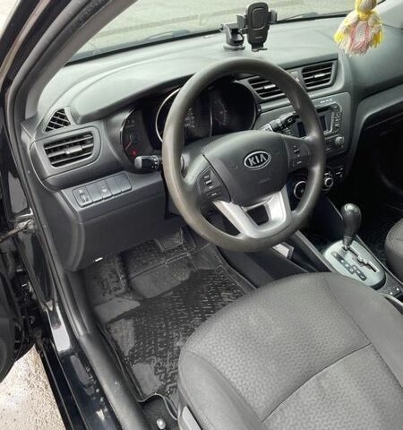 Черный Киа Рио, объемом двигателя 1.6 л и пробегом 155 тыс. км за 6600 $, фото 12 на Automoto.ua