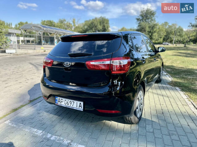 Чорний Кіа Ріо, об'ємом двигуна 1.59 л та пробігом 156 тис. км за 6700 $, фото 6 на Automoto.ua