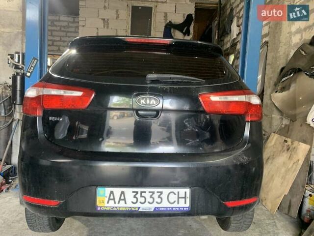 Чорний Кіа Ріо, об'ємом двигуна 1.6 л та пробігом 137 тис. км за 2999 $, фото 3 на Automoto.ua