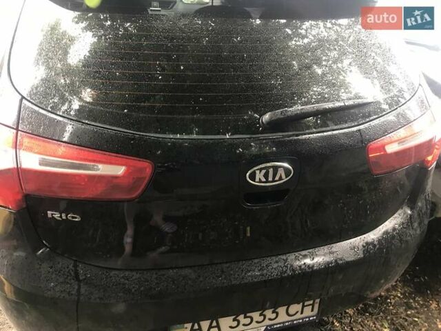 Чорний Кіа Ріо, об'ємом двигуна 1.6 л та пробігом 137 тис. км за 2999 $, фото 11 на Automoto.ua