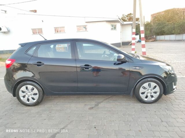 Черный Киа Рио, объемом двигателя 1.4 л и пробегом 41 тыс. км за 8200 $, фото 4 на Automoto.ua