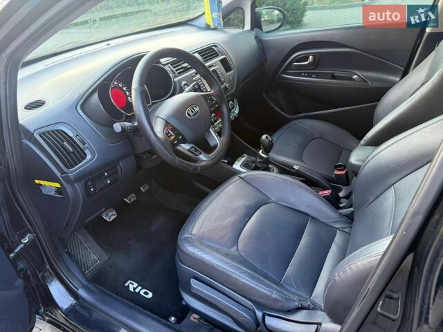 Чорний Кіа Ріо, об'ємом двигуна 1.59 л та пробігом 128 тис. км за 5500 $, фото 8 на Automoto.ua