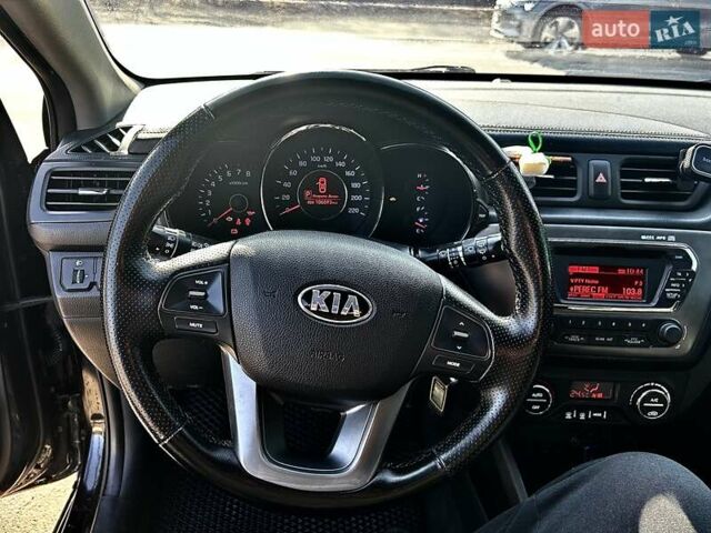 Черный Киа Рио, объемом двигателя 1.59 л и пробегом 107 тыс. км за 8300 $, фото 6 на Automoto.ua