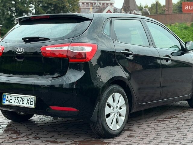 Черный Киа Рио, объемом двигателя 1.6 л и пробегом 94 тыс. км за 7300 $, фото 5 на Automoto.ua