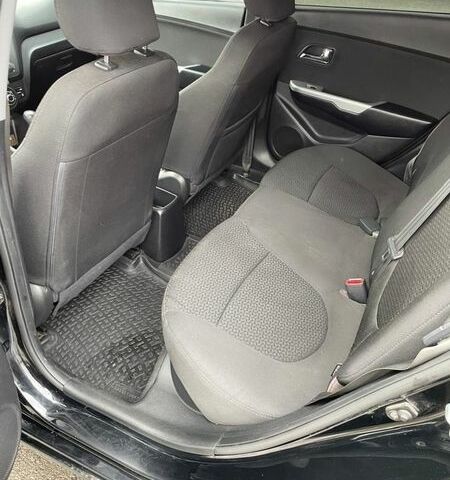 Черный Киа Рио, объемом двигателя 1.6 л и пробегом 155 тыс. км за 6600 $, фото 10 на Automoto.ua