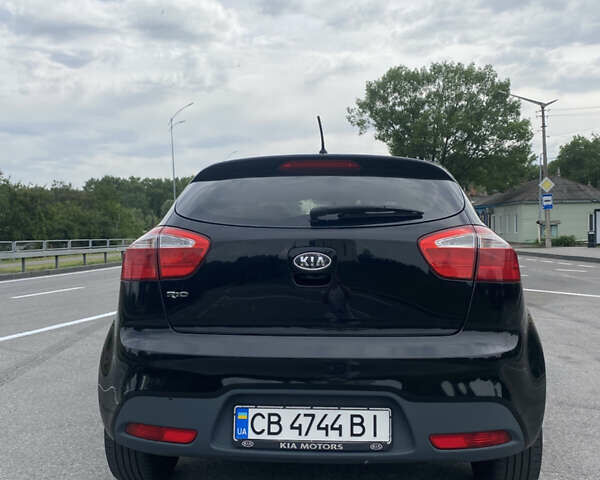 Чорний Кіа Ріо, об'ємом двигуна 1.2 л та пробігом 200 тис. км за 5700 $, фото 12 на Automoto.ua