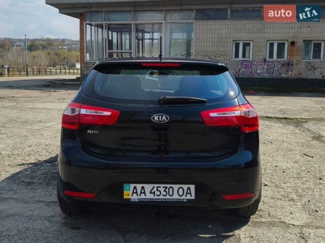 Черный Киа Рио, объемом двигателя 1.59 л и пробегом 62 тыс. км за 9000 $, фото 6 на Automoto.ua
