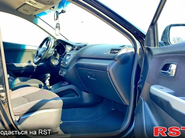 Черный Киа Рио, объемом двигателя 1.6 л и пробегом 62 тыс. км за 9350 $, фото 6 на Automoto.ua