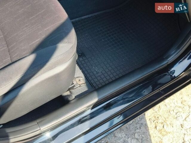 Чорний Кіа Ріо, об'ємом двигуна 1.59 л та пробігом 62 тис. км за 9300 $, фото 20 на Automoto.ua