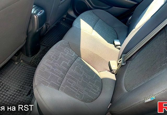 Черный Киа Рио, объемом двигателя 1.6 л и пробегом 62 тыс. км за 9350 $, фото 9 на Automoto.ua