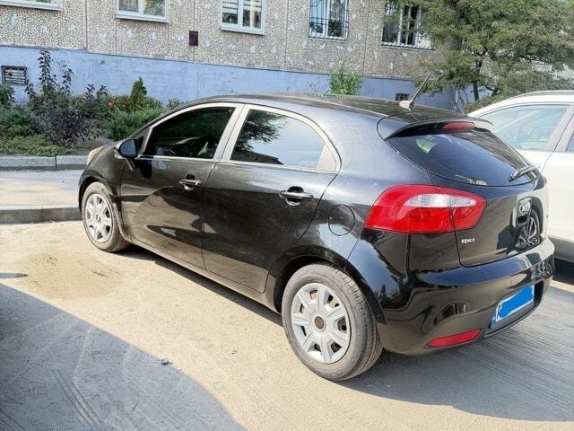 Черный Киа Рио, объемом двигателя 1.59 л и пробегом 133 тыс. км за 7200 $, фото 3 на Automoto.ua