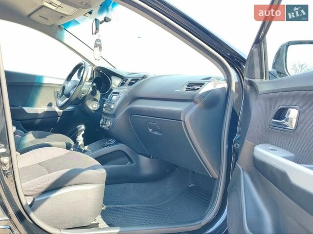 Чорний Кіа Ріо, об'ємом двигуна 1.59 л та пробігом 62 тис. км за 9300 $, фото 11 на Automoto.ua