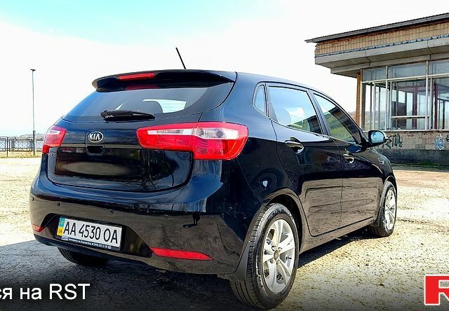 Черный Киа Рио, объемом двигателя 1.6 л и пробегом 62 тыс. км за 9350 $, фото 3 на Automoto.ua