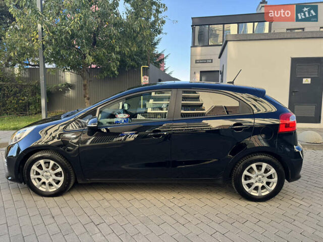 Черный Киа Рио, объемом двигателя 1.4 л и пробегом 159 тыс. км за 11500 $, фото 7 на Automoto.ua