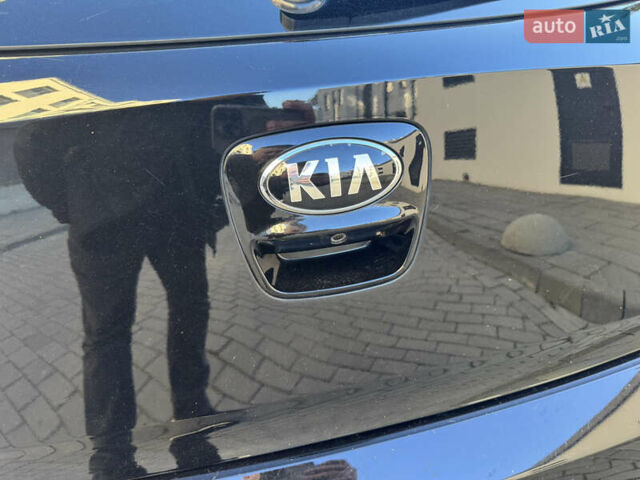Черный Киа Рио, объемом двигателя 1.4 л и пробегом 159 тыс. км за 11500 $, фото 11 на Automoto.ua