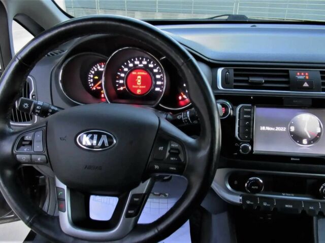 Чорний Кіа Ріо, об'ємом двигуна 1.2 л та пробігом 72 тис. км за 4100 $, фото 6 на Automoto.ua