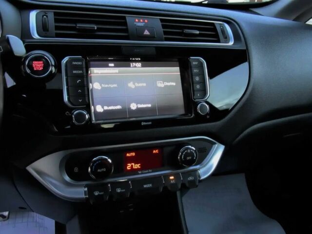 Чорний Кіа Ріо, об'ємом двигуна 1.2 л та пробігом 72 тис. км за 4100 $, фото 7 на Automoto.ua