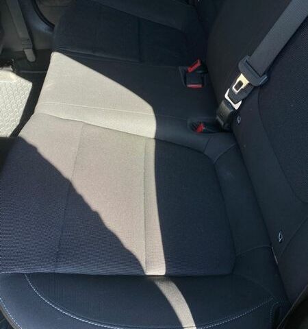 Чорний Кіа Ріо, об'ємом двигуна 1.4 л та пробігом 89 тис. км за 12700 $, фото 33 на Automoto.ua