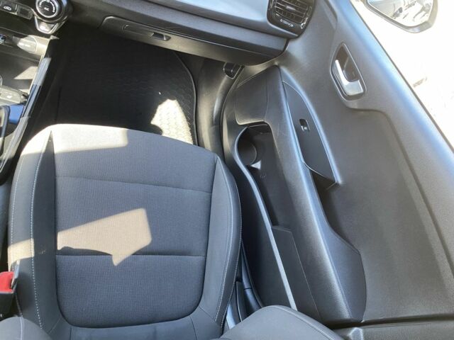 Черный Киа Рио, объемом двигателя 1.4 л и пробегом 87 тыс. км за 288 $, фото 6 на Automoto.ua