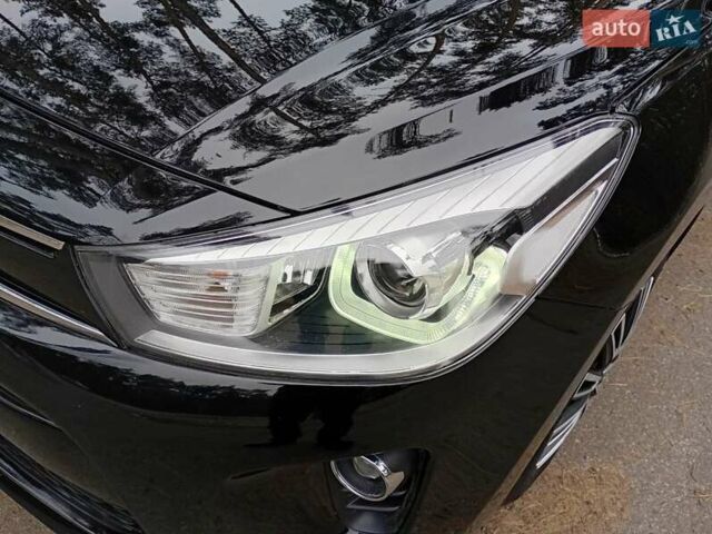 Черный Киа Рио, объемом двигателя 1.4 л и пробегом 63 тыс. км за 13150 $, фото 5 на Automoto.ua