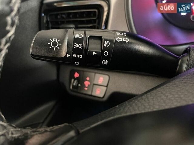 Черный Киа Рио, объемом двигателя 1.37 л и пробегом 71 тыс. км за 13200 $, фото 2 на Automoto.ua