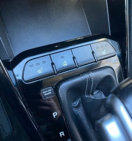 Чорний Кіа Ріо, об'ємом двигуна 1.4 л та пробігом 89 тис. км за 12700 $, фото 35 на Automoto.ua