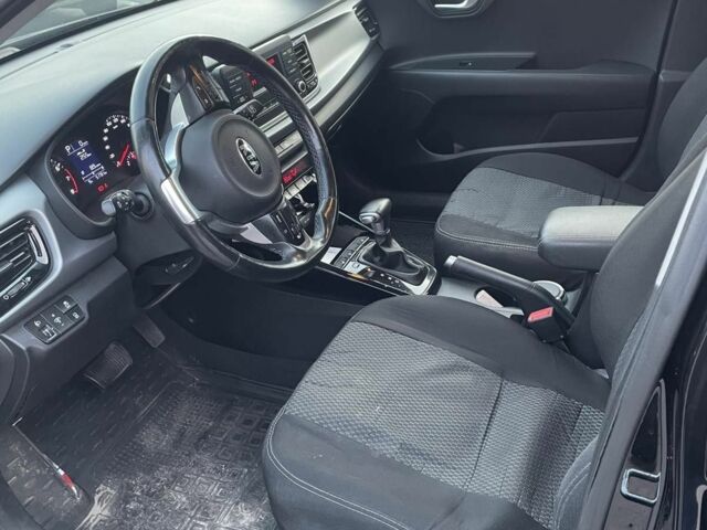Черный Киа Рио, объемом двигателя 1.4 л и пробегом 51 тыс. км за 13000 $, фото 4 на Automoto.ua