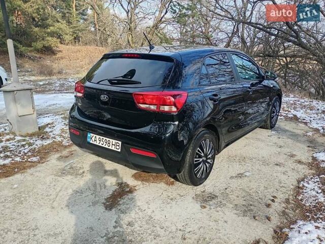 Черный Киа Рио, объемом двигателя 1.4 л и пробегом 63 тыс. км за 13150 $, фото 3 на Automoto.ua