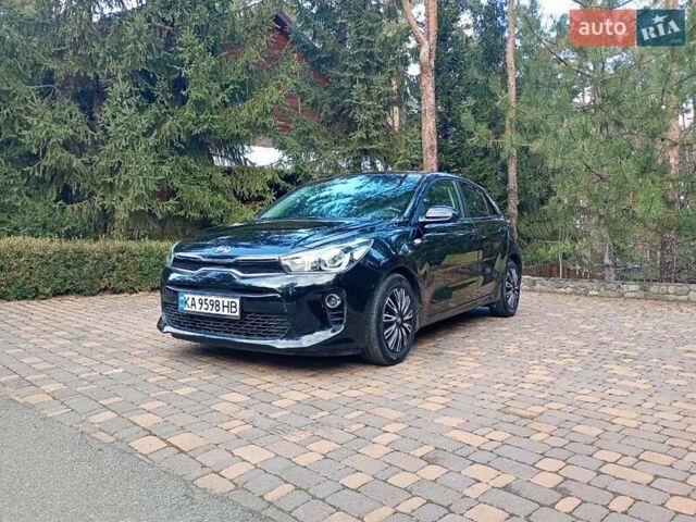 Чорний Кіа Ріо, об'ємом двигуна 1.37 л та пробігом 63 тис. км за 13150 $, фото 5 на Automoto.ua