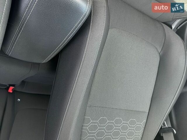 Черный Киа Рио, объемом двигателя 1.37 л и пробегом 71 тыс. км за 12900 $, фото 21 на Automoto.ua