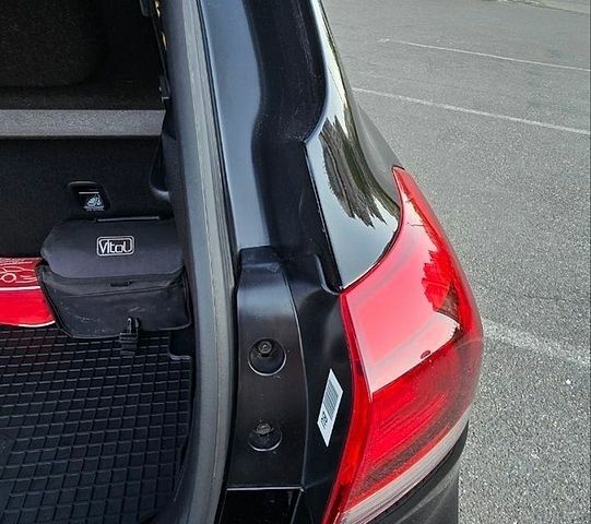 Черный Киа Рио, объемом двигателя 1.4 л и пробегом 6 тыс. км за 15300 $, фото 40 на Automoto.ua