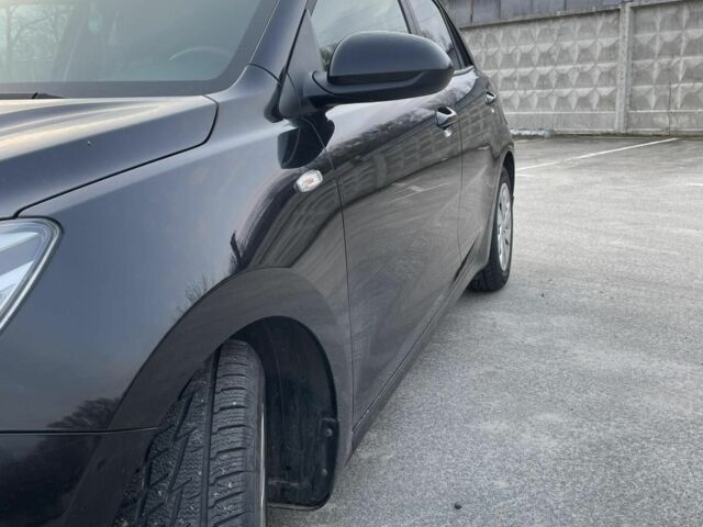 Черный Киа Рио, объемом двигателя 1.4 л и пробегом 51 тыс. км за 13000 $, фото 8 на Automoto.ua