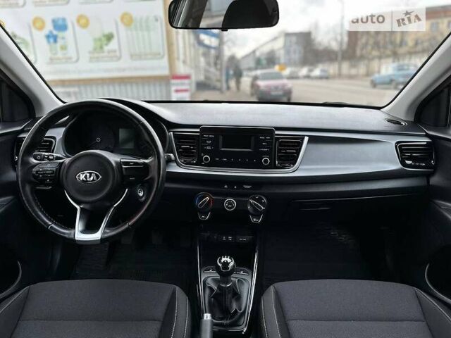 Черный Киа Рио, объемом двигателя 1.2 л и пробегом 79 тыс. км за 10100 $, фото 16 на Automoto.ua