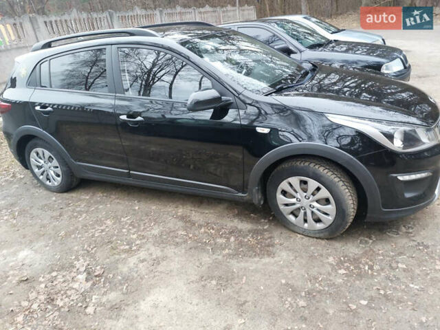 Черный Киа Рио, объемом двигателя 1.59 л и пробегом 82 тыс. км за 13000 $, фото 4 на Automoto.ua